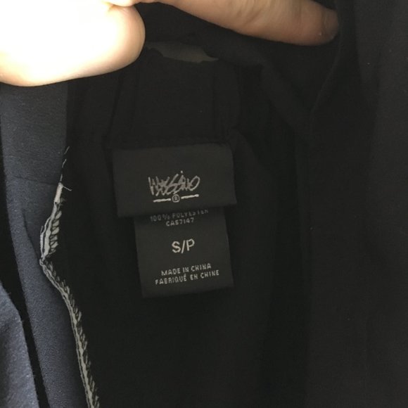 ⚪ Mossimo black knee-length skirt with pockets - Picture 3 of 10